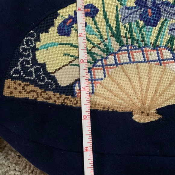 Vintage Decorated Embroidered Bag - Picture 2 of 6